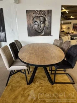A-Meubel Eettafel Scarlet Ovaal 250cm
