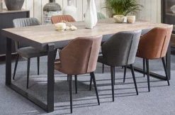 A-Meubel Eettafel-UM Pieterburen