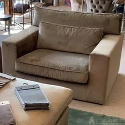 A-Meubel Oudenbosch Loveseat